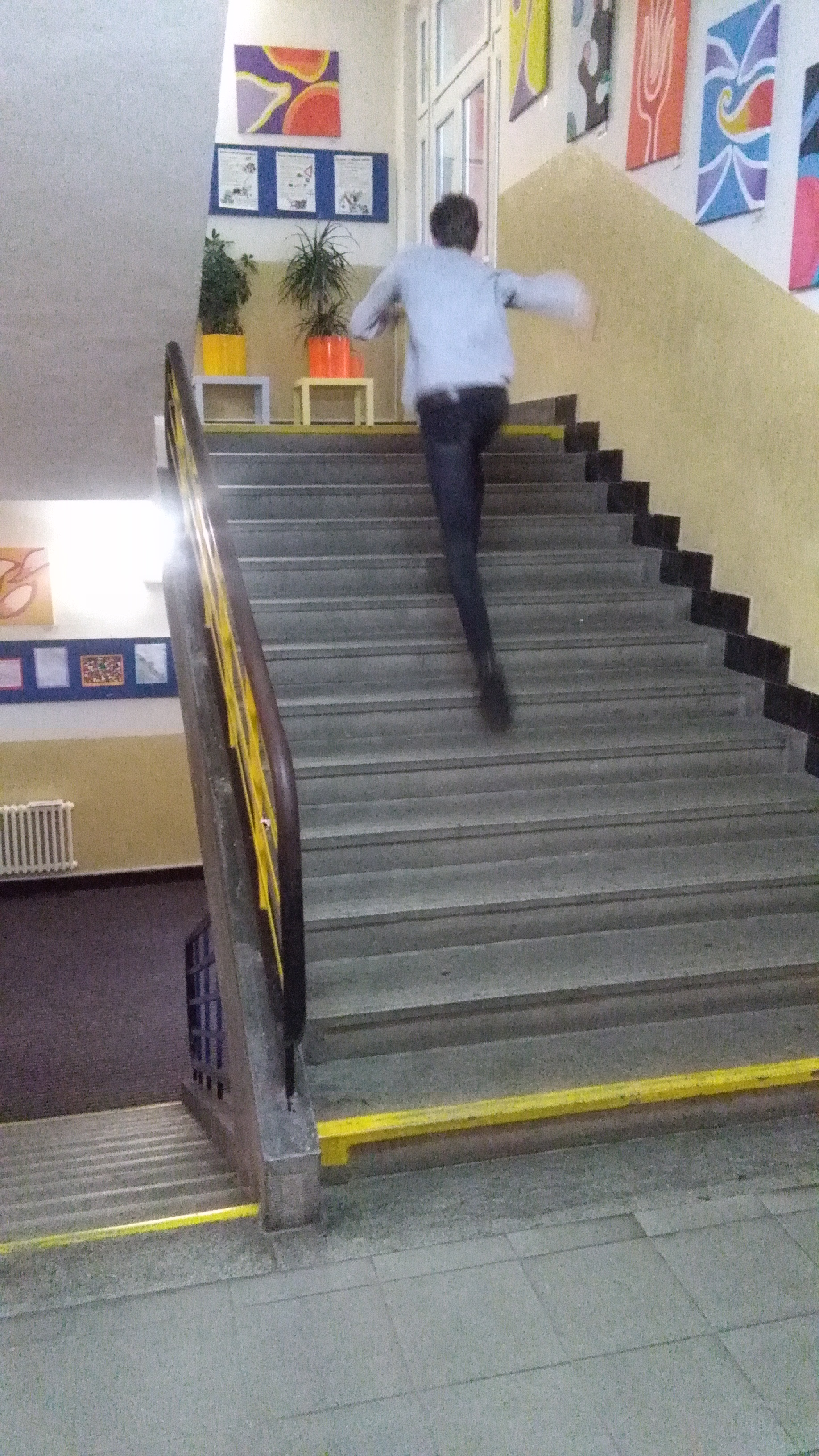 Běh do schodů na ZŠ Chmelnice