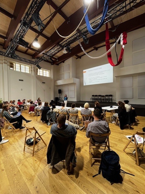 Rozcestník pomoci aktualizován: Spolupráce škol a organizací pokračuje